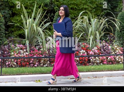 London, Großbritannien. Juli 2025. Shabana Mahmood, Lordkanzlerin und Justizministerin, in der Downing Street für die wöchentliche Kabinettssitzung. Quelle: Mark Thomas/Alamy Live News Stockfoto