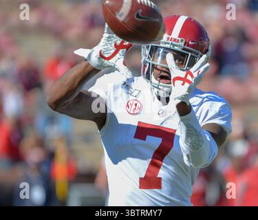 16. November 2019: Trevon Diggs (7), der als Verteidiger in Alabama im Davis Wade Stadium in Starkville, MS, im Einsatz war. Credit: Kevin Langley/CSM (Credit Image: &Copy; Kevin Langley/CSM via ZUMA Wire) Stockfoto