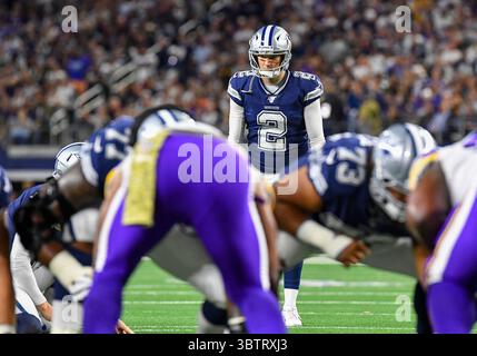 10. November 2019: Brett Maher #2 bei einem NFL-Spiel zwischen den Minnesota Vikings und den Dallas Cowboys im AT&T Stadium in Arlington, TX Minnesota, besiegte Dallas 28-24 Albert Pena/CSM (Credit Image: &Copy; Albert Pena/CSM via ZUMA Wire) Stockfoto
