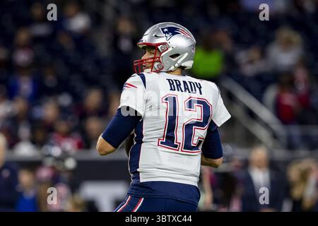 Dezember 2019, Houston, Texas, USA: 1. Dezember, 2019: New England Patriots Quarterback Tom Brady (12) während der Aufwärmphase vor dem Spiel gegen die Houston Texans im NRG Stadium in Houston, Texas. (Bild: © Maria Lysaker/ZUMA Wire) Stockfoto