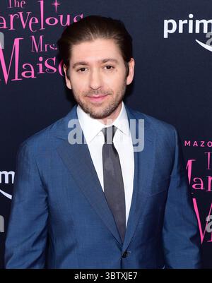 3. Dezember 2019, New York, NY, USA: NEW YORK - 03. DEZEMBER: Michael Zegen nimmt am Dienstag, 3. Dezember 2019, an der Premiere von Amazon Prime Video „The Marvelous Mrs Maisel“ im Museum of Modern Art in New York Teil. Foto: Jeremy Smith/imageSPACE (Foto: © Imagespace via ZUMA Wire) Stockfoto
