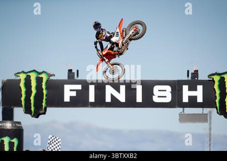 11. Oktober 2020, Arroyomolinos, MADRID, SPANIEN: Jorge Prado os Spanien gewinnt während der MXGP World Championship, Spanien Grand Prix, der am 11. oktober 2020 auf der Intu Xanadu Track in Arroyomolinos, Madrid, Spanien gefeiert wurde. (Bild: © Oscar J. Barroso/AFP7 via ZUMA Wire) Stockfoto