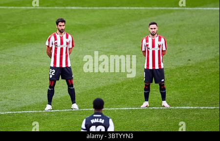 18. Oktober 2020, Bilbao, VIZCAYA, SPANIEN: Raul Garcia und Unai Lopez vom Athletic Club vor der spanischen Liga La Liga Santander, Fußballspiel zwischen Athletic Club de Bilbao und Levante UD im San Mames Stadion am 18. Oktober 2020 in Bilbao, Spanien. (Bild: © Inigo Larreina/AFP7 via ZUMA Wire) Stockfoto