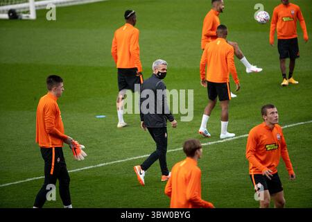 20. Oktober 2020, Madrid, Spanien: Spieler des FC Shakhtar Donetsk während des Trainings in Valdebebas am 20. Oktober 2020 in Madrid, Spanien. (Kreditbild: © Indira/DAX via ZUMA Wire) Stockfoto