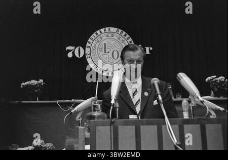 Aktuell 22-2-1969: Mit 600.000 dahinter. Neuer Vorsitzender der Nationalen Organisation Norwegens ist Tor Aspengren. Derselbe Kongress, der ihn zum Vorsitzenden wählte, verabschiedete auch ein Aktionsprogramm für LO - das Programm, das in Zukunft die Leitlinie der union-Bewegung sein wird. Foto: Ivar Aaserud / aktuell / NTB ***Foto wird nicht verarbeitet*** *Text wird automatisch übersetzt* Stockfoto