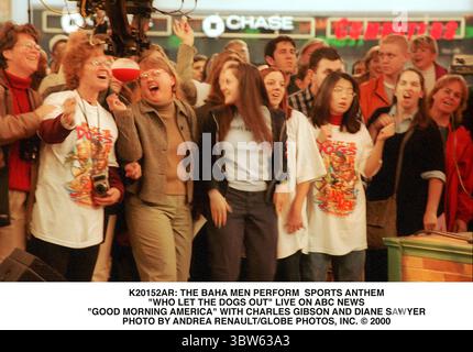 1. JANUAR 2011 - K20152AR: DIE BAHA-MÄNNER SPIELEN SPORTHYMNE.“„WER LÄSST DIE HUNDE RAUS“ LIVE IN ABC-NACHRICHTEN.“ „GUTEN MORGEN AMERIKA“ MIT CHARLES GIBSON UND DIANE SAWYER. (Kreditbild: © Andrea Renault/ZUMA Wire) Stockfoto