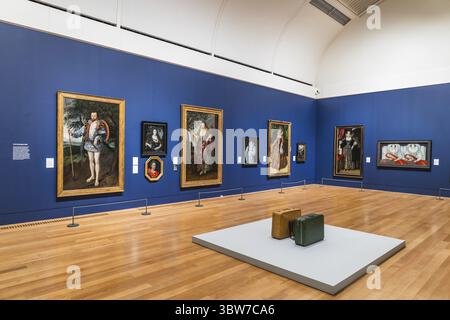 Tate Britain in London bietet klassische und moderne britische Kunst in einem wunderschön gestalteten Galerieraum. London, UK, 28. Juni 2023 Stockfoto