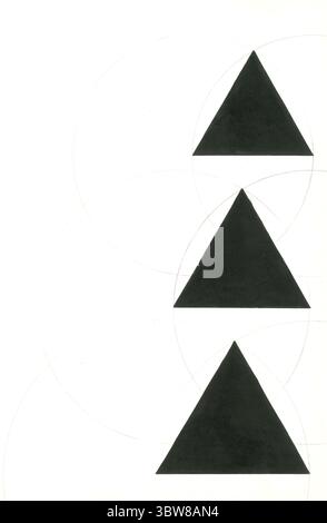 Zeitgenössische Geometrische Dreiecke In Schwarz Handbemalt Stockfoto