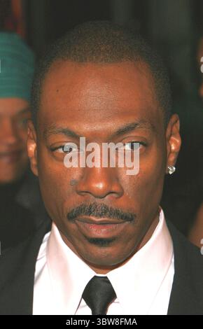 12. Dezember 2006 - Beverly Hills, KALIFORNIEN, USA - 11. Dezember 2006 - Beverly Hills, Kalifornien - Eddie Murphy. „Dreamgirls“ Los Angeles Premiere im Wilshire Theatre. Foto: Charles Harris/AdMedia (Foto: © Glenn Weiner/ZUMA Wire) Stockfoto