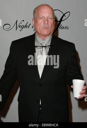 Februar 2007 - Beverly Hills, Kalifornien, USA - 25. Februar 2007 - Beverly Hills, Kalifornien - Richard Dreyfuss. Die 17. Jährliche Gala-Oscar-Party „Night of 100 Stars“ im Beverly Hills Hotel. Foto: Charles Harris/AdMedia (Foto: © Glenn Weiner/ZUMA Wire) Stockfoto