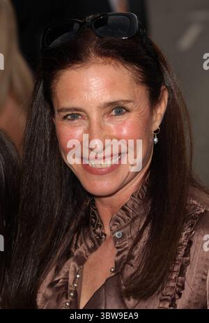 25. Februar 2009 - Hollywood, CA, USA - 24. Februar 2009 - Hollywood, CA - Mimi Rogers. „Jonas Brothers: The 3D Concert Experience“ in Los Angeles Premiere im El Capitan Theatre. Foto: Charles Harris/AdMedia (Foto: © Glenn Weiner/ZUMA Wire) Stockfoto