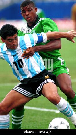 25. Juni 1994, Athen, Griechenland: DIEGO MARADONA bei der Weltmeisterschaft 1994 Argentinien gegen Nigeria am 25. Juni 1994, Ergebnis 2-1 gegen Argentinien. (Kreditbild: © Eurokinissi via ZUMA Wire) Stockfoto