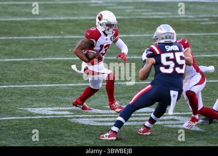 November 2020; Foxborough, MA, USA; Christian Kirk (13) spielt mit dem Ball während des NFL-Spiels zwischen den Arizona Cardinals und den New England Patriots im Gillette Stadium. Anthony Nesmith/CSM(Credit Image: &Copy; Anthony Nesmith/CSM via ZUMA Wire) Stockfoto