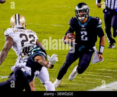 Dezember 2020, Philadelphia, PA, USA: 13. Dezember 2020: der Philadelphia-Quarterback Jalen Hurtsr spielt beim NFL-Fußballspiel zwischen den New Orleans Saints und den Philadelphia Eagles im Lincoln Financial Field in Philadelphia, Pennsylvania. Scott Serio/Cal Sport Media (Kreditbild: &Copy; Scott Serio/CSM via ZUMA Wire) Stockfoto
