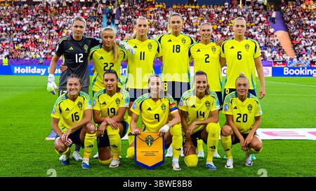 ZÜRICH - (zurück l-r) schwedische Torhüterin Jennifer Falk, Smilla Holmberg aus Schweden, Stina Blackstenius aus Schweden, Fridolino Rolfo aus Schweden, Jonna Andersson aus Schweden, Magdalena Eriksson aus Schweden (erste Reihe l-r) Filippa Angeldahl aus Schweden, Johanna Rytting Kaneryd aus Schweden, Kosovare Asllani aus Schweden, Nathalie Stajorn aus Schweden, Henngrund aus Schweden, Henngrund aus Schweden, Henngrund aus Schweden, Henngrund in der Schweiz in der Schweiz in der Schweiz in der Schweiz in der Schweiz in der Schweiz in der Schweiz in Zürich. ANP | Hollandse Hoogte | GERRIT VAN KEULEN Stockfoto