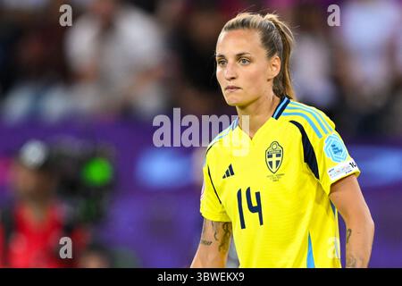 ZÜRICH - Nathalie Bjorn von Schweden während des EM-Gruppenspiels zwischen Schweden und Deutschland im Stadion Letzigrund in Zürich. ANP | Hollandse Hoogte | GERRIT VAN KEULEN Stockfoto