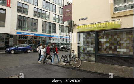 REKORDDATUM NICHT ANGEGEBEN Schnicks Spielhalle in der Altenberger Straße. Köln Nordrhein-Westfalen *** Schnicks-Arkade in der Altenberger Straße Köln Nordrhein-Westfalen Stockfoto