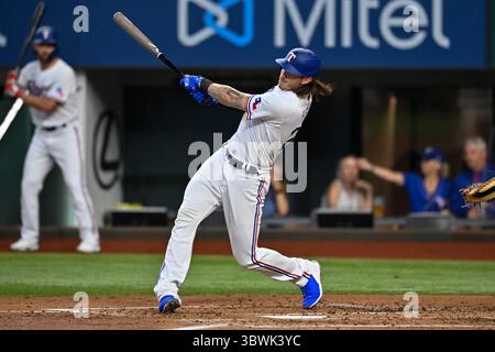 19. Juni 2021: Jonah Heim (28) der Texas Rangers bei einem Spiel zwischen den Minnesota Twins und den Texas Rangers im Globe Life Field in Arlington, Texas. Manny Flores/Cal Sport Media Stockfoto
