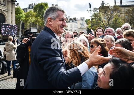 30. September 2019, Paris, Frankreich: Jean Lasalle nimmt am 30. September 2019 an der Beerdigung des ehemaligen französischen Präsidenten Jacques Chirac in der Eglise Saint-Sulpice Teil. (Bild: © Matthieu Mirville/ZUMA Wire) Stockfoto