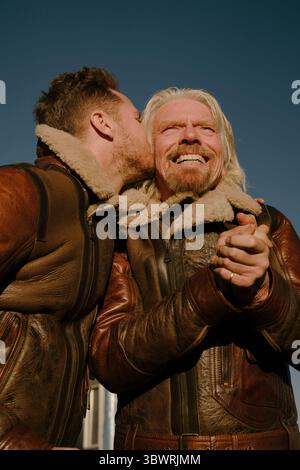 13. Dezember 2018, Mojave, Kalifornien, USA: Der Gründer von Virgin Galactic Sir RICHARD BRANSON und SAM BRANSON während des ersten Spaceflight 2018 von Virgin Galactic im Mojave Testzentrum in Kalifornien. (Kreditbild: © Virgin Galactic/ZUMA Wire) Stockfoto