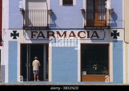 spanien costa blanca villajoyosa Farbige Häuser Wohnen Ambiente im Dorf Stockfoto