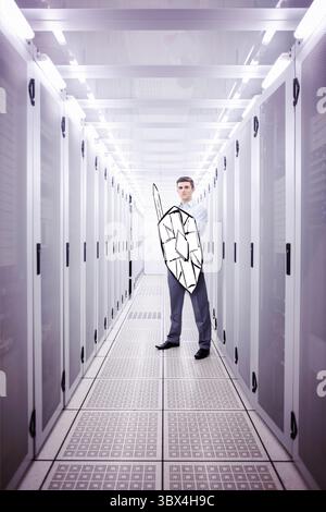 Flaches Design, das den Techniker im beleuchteten Servergang mit Schild und gezogenem Schwert zeigt. Cybersicherheit, Rechenzentrum, Technologie, Schutz Stockfoto