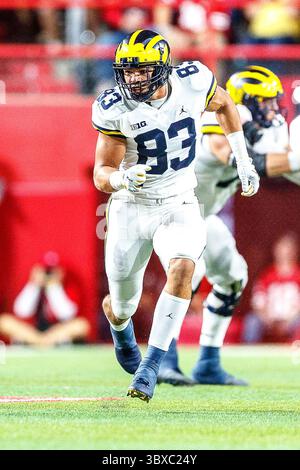 Oktober 2021 - Lincoln, NE. USA – Michigan Wolverines Tight End Erick alle #83 in Aktion während eines NCAA Division 1 Fußballspiels zwischen Michigan Wolverines und den Nebraska Cornhuskers im Memorial Stadium in Lincoln, NE. .Michigan gewann 32-29.Teilnahme: 87.370.Michael Spomer/Cal Sport Media(Credit Image: &Copy; Michael Spomer/CSM via ZUMA Wire) Stockfoto