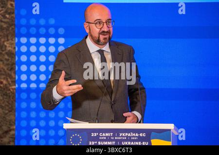 Oktober 2021, Kiew, Kiew, Ukraine: Charles Michel, Präsident des Europäischen Rates, Gespräche mit der Presse auf dem 23. Gipfel Ukraine-EU in Kiew. (Foto: © Celestino Arce Lavin/ZUMA Press Wire) Stockfoto