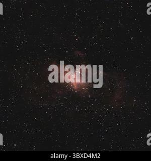 Atemberaubender Blick auf den Adlernebel umgeben von unzähligen Sternen im Weltraum Stockfoto