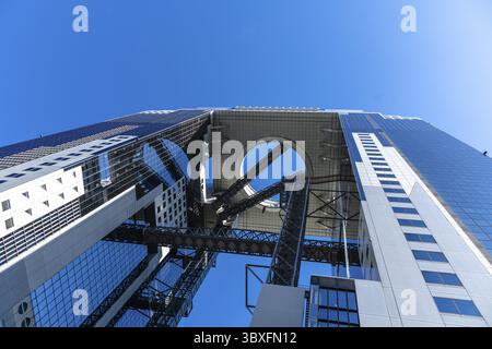 Osaka, Japan - 17. August 2024: Umeda Sky Building in Osaka Stockfoto