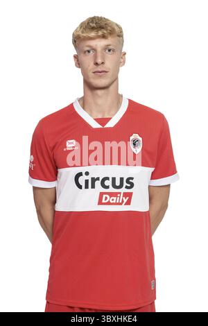 Antwerpen, Belgien. Juli 2025. Kobe Corbanie von Antwerpen, fotografiert während der Saison Fotoshooting am Mittwoch, 16. Juli 2025 in Antwerpen, Belgien. (Foto von Stijn Audooren/Isosport) Credit: Pro Shots/Alamy Live News Stockfoto