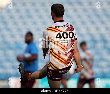 Leroy Cudjoe of Huddersfield Giants 400. Spieltrikot vor dem 19. Spiel der Betfred Super League Huddersfield Giants gegen Wakefield Trinity im Accu Stadium, Huddersfield, Großbritannien, 18. Juli 2025 (Foto: Sam Eaden/News Images) Stockfoto