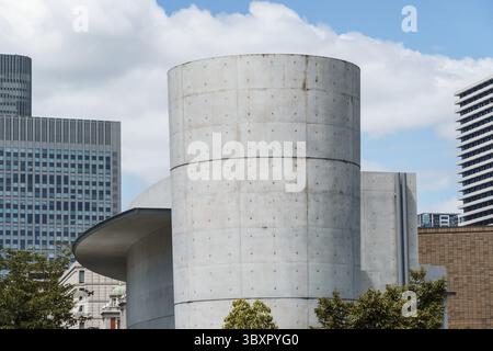 Osaka, Japan – 17. August 2024: Nakanoshima Children Book Forest von Tadao Ando Architekt Stockfoto
