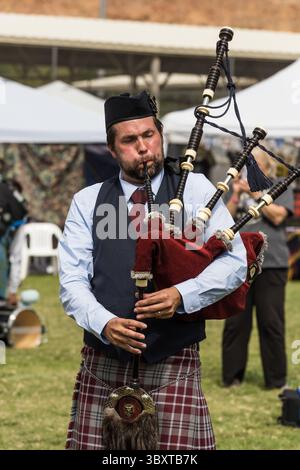 18. September 2021, Moab, Utah, Vereinigte Staaten: Ein Dudelsackpfeifer spielt die Great Highland Dudelsackpfeifen bei einem schottischen Festival in Moab, Utah. (Kreditbild: © Jon G. Fuller/VW Pics via ZUMA Press Wire) Stockfoto