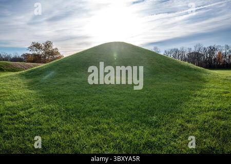 November 2021, Chillicothe, Ohio, USA: Hopewell Culture NHP, Mound City Group (Kreditbild: © Edwin Remsberg/VW Pics via ZUMA Press Wire) Stockfoto