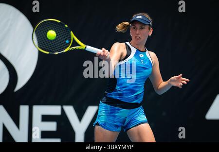 12. Januar 2022, SYDNEY, AUSTRALIEN: Elise Mertens aus Belgien in Aktion während der zweiten Runde des Sydney Tennis Classic WTA 500-Tennisturniers 2022 gegen Daria Kasatkina aus Russland (Credit Image: © Rob Prange/AFP7 Via ZUMA Press Wire) Stockfoto