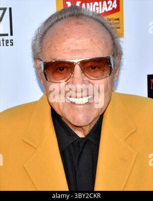6. November 2015 - (Dateifoto) George Barris, der Schöpfer von Batmobil, der ihm den Spitznamen „König der Kustomizer“ einbrachte, ist gestorben. Er war 89. IM BILD: 19. Mai 2015 - Hollywood, Kalifornien - GEORGE BARRIS bei der Filmpremiere „Mansion of Blood“ und 79. Annual Founders Day Golden Halo Awards Black Tie Gala. (Bild: © Billy Bennight via ZUMA Press Wire) Stockfoto