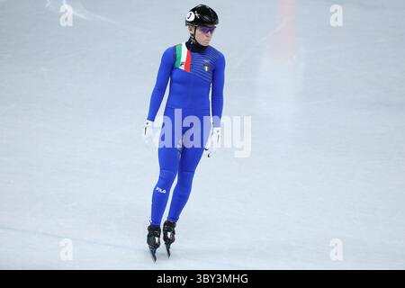 5. Februar 2022, Peking, China: Amtierende Olympiasiegerin ARIANA FONTANA von Italien während der 500-m-Kurzstrecken-Speed-Skating-Vorläufe der Frauen im Capital Indoor Stadium am 5. Februar 2022 in Peking, China (Credit Image: © Mickael Chavet via ZUMA Press Wire) Stockfoto