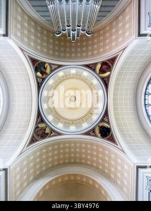 Blick von unten in die Kuppel der Nikolaikirche, Potsdam, Brandenburg, Deutschland, Europa Stockfoto