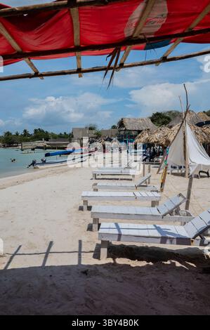 5. Mai 2021, Insel Tierra Bomba, Bolivar, Kolumbien: Isla Tierra Bomba ist eine kolumbianische Insel vor der Küste von Cartagena de Indias. (Kreditbild: © Nano Calvo/VW Pics via ZUMA Press Wire) Stockfoto