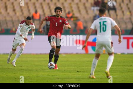 Yaounde, Kamerun, 30. Januar 2022: Ahmed Hegazi von Ägypten während Marokko gegen Ägypten-Afrika-Cup im Ahmadou Ahidjo-Stadion. Kim Price/CSM.(Credit Image: &Copy; Ulrik Pedersen/CSM via ZUMA Wire) Stockfoto