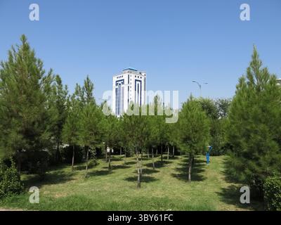 Gebäude im Stadtzentrum von Aschgabat, Turkmenistan, Asien Stockfoto