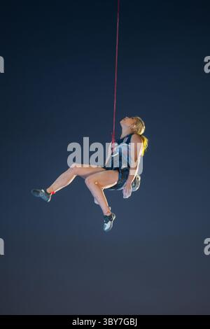 Miho Nonaka von Japan IFSC Lead Climbing World Cup Halbfinale in Alcobendas, Madrid, am 19. Juli 2025 Stockfoto