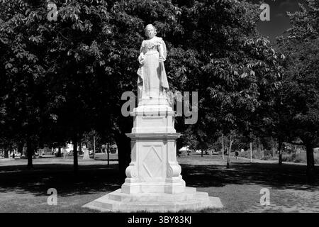 Statue der Königin Victoria in Victoria Gardens, Brighton, East Sussex, England, Großbritannien Stockfoto
