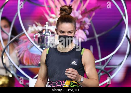 13. Februar 2022, Sankt Petersburg, Russland: Maria Sakkari von Griechenland bei der Preisverleihung des St. Petersburg Ladies Trophy 2022 Tennis Turniers WTA 500. (Foto: © Maksim Konstantinov/SOPA Bilder via ZUMA Press Wire) Stockfoto