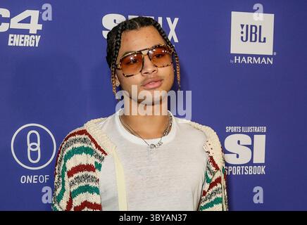 13. Februar 2022, Los Angeles, CA, USA: 24kGoldn besucht die Sports Illustrated Super Bowl Party im Century City Park am 12. Februar 2022 in Los Angeles, Kalifornien. (Kreditbild: © imageSPACE via ZUMA Press Wire) Stockfoto