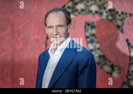 Darsteller und Gäste besuchen die 28 Years Later World Film Premiere am Leicester Square mit Ralph Fiennes Where: London, United Kingdom When: 18 Jun 2025 Credit: Phil Lewis/WENN Stockfoto