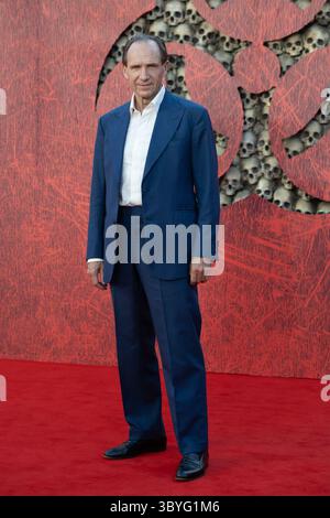 Darsteller und Gäste besuchen die 28 Years Later World Film Premiere am Leicester Square mit Ralph Fiennes Where: London, United Kingdom When: 18 Jun 2025 Credit: Phil Lewis/WENN Stockfoto