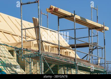 Neubau eines Holzhauses mit Holzfaserdämmung Stockfoto
