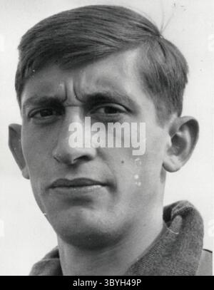 August 1960 - erste Reihe, von links nach rechts: Michel Maquet, Javelin; Syroviatsky, Javelin; Brakcht, Long Jump; und Husson, Hammer werfen. Zweite Reihe, von links nach rechts: Lagorce, Relais 4x100 m, Battista, Triple Jump und Fournier, High Jump. (Kreditbild: © Keystone Press Agency/ZUMA Press Wire) Stockfoto